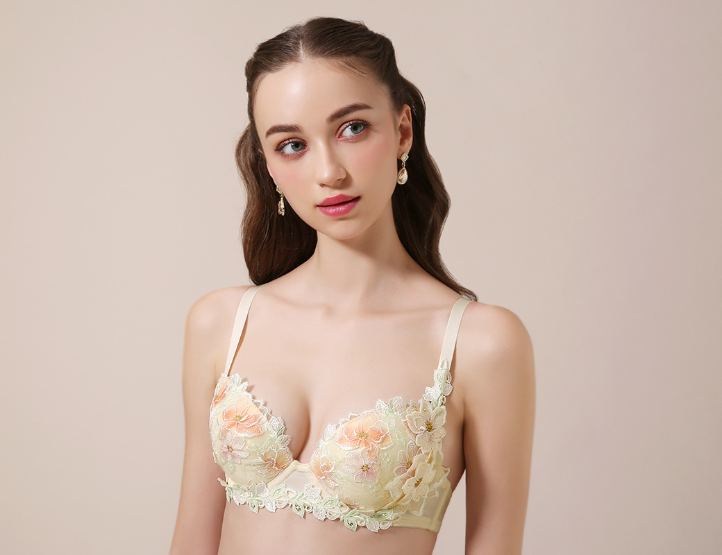 【3月8日の国際女性デーとは？】女性に感謝を伝える、ミモザカラーのおすすめランジェリー9選のサムネイル画像