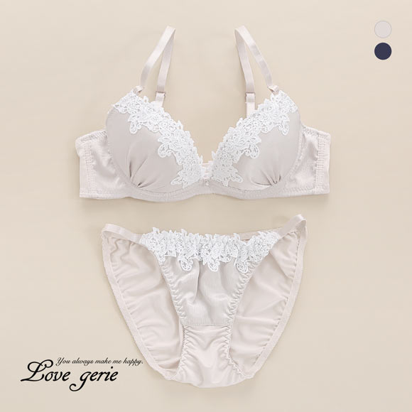 ラブジェリー ロージーマットサテン ブラセット EF 谷間ブラ 脇寄せ Wパッド 盛り胸 大きいサイズ Love gerie