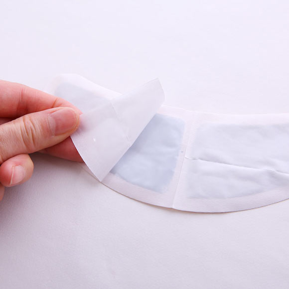 温女子 温熱シート 女性のショーツにピッタリ貼れる 4枚入り 約39度 5-8時間持続