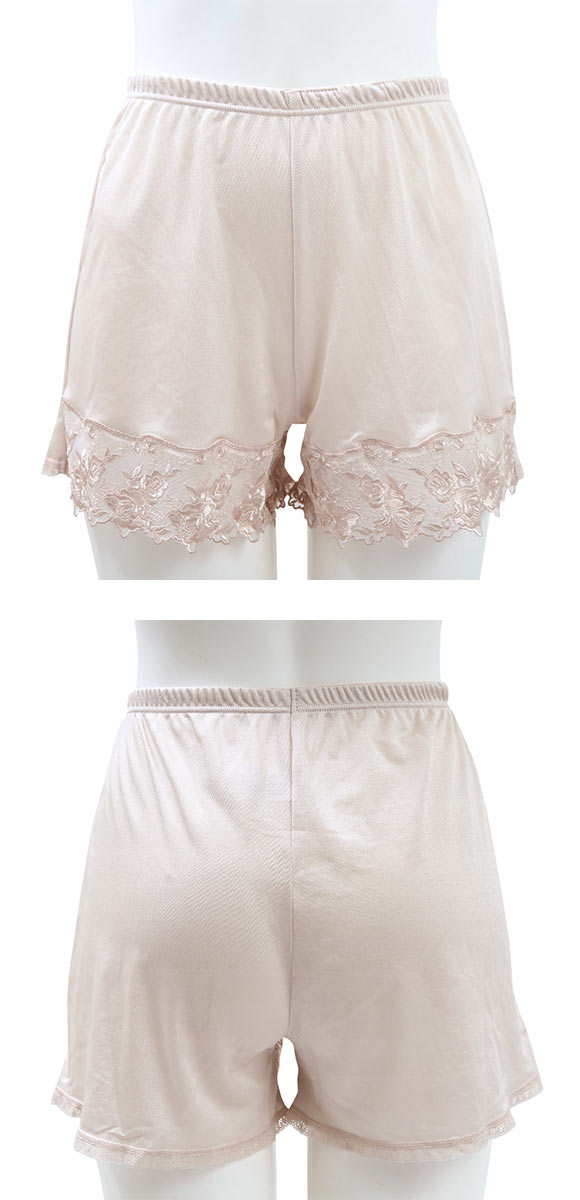 するんとアウターを着こなす ランジェリー チュールレース ペチコート フレアパンツ