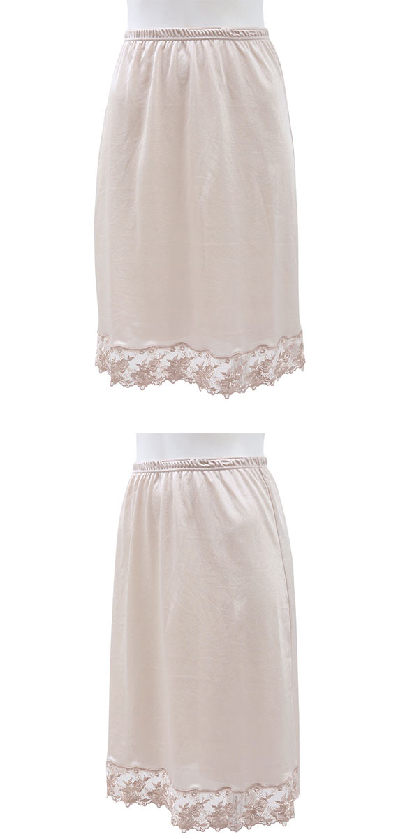 するんとアウターを着こなす ランジェリー チュールレース ペチコート