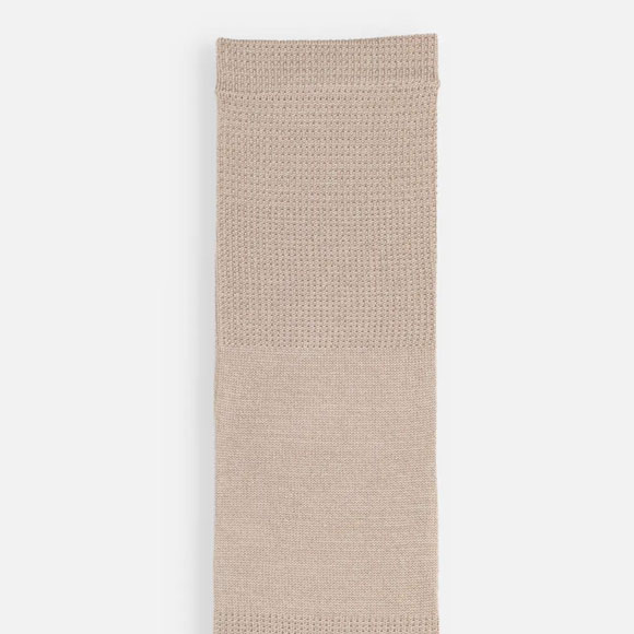 タビオ Tabio LEG LABO シルクの5本指ソックス 靴下 シルク混 吸放湿 大きいサイズ 24-26cm レディース 日本製