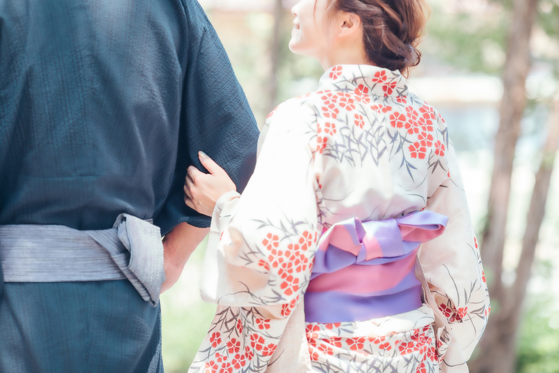 白っぽい浴衣のヒップ部分は要注意